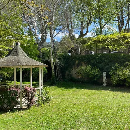 Le Vieux Moulin Bed & Breakfast Jouques Exterior photo